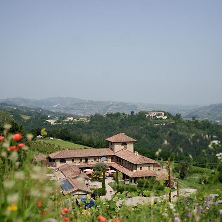 Villa I Tre Poggi Dimora Di Charme Canelli Exterior foto