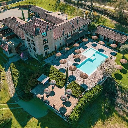 Villa I Tre Poggi Dimora Di Charme Canelli Exterior foto