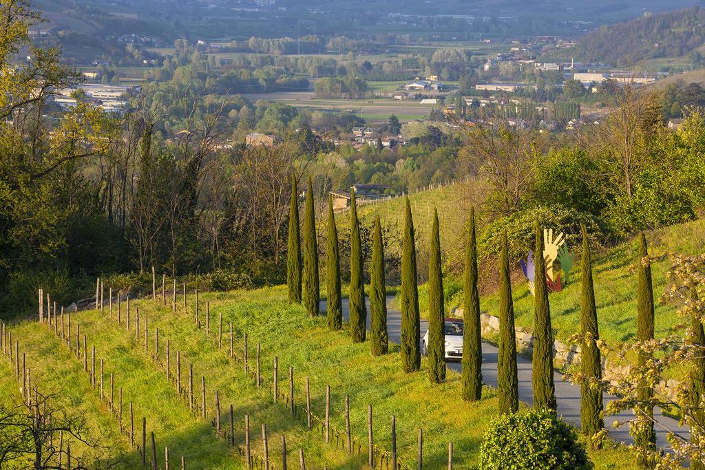 Villa I Tre Poggi Dimora Di Charme Canelli Exterior foto